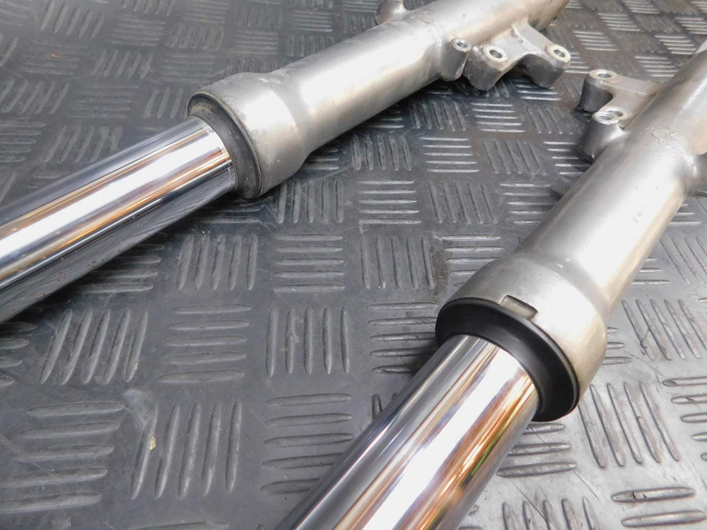 Перья вилки Kawasaki ZZR 400 98 053088