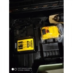 Дрель-шуруповерт бесщеточная аккумуляторная DeWalt DCD701D2-QW
