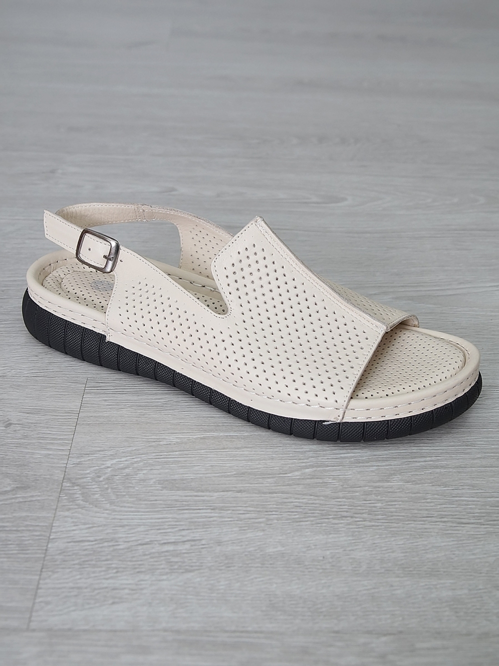 Босоножки женские LIANREZA 06105\300-04