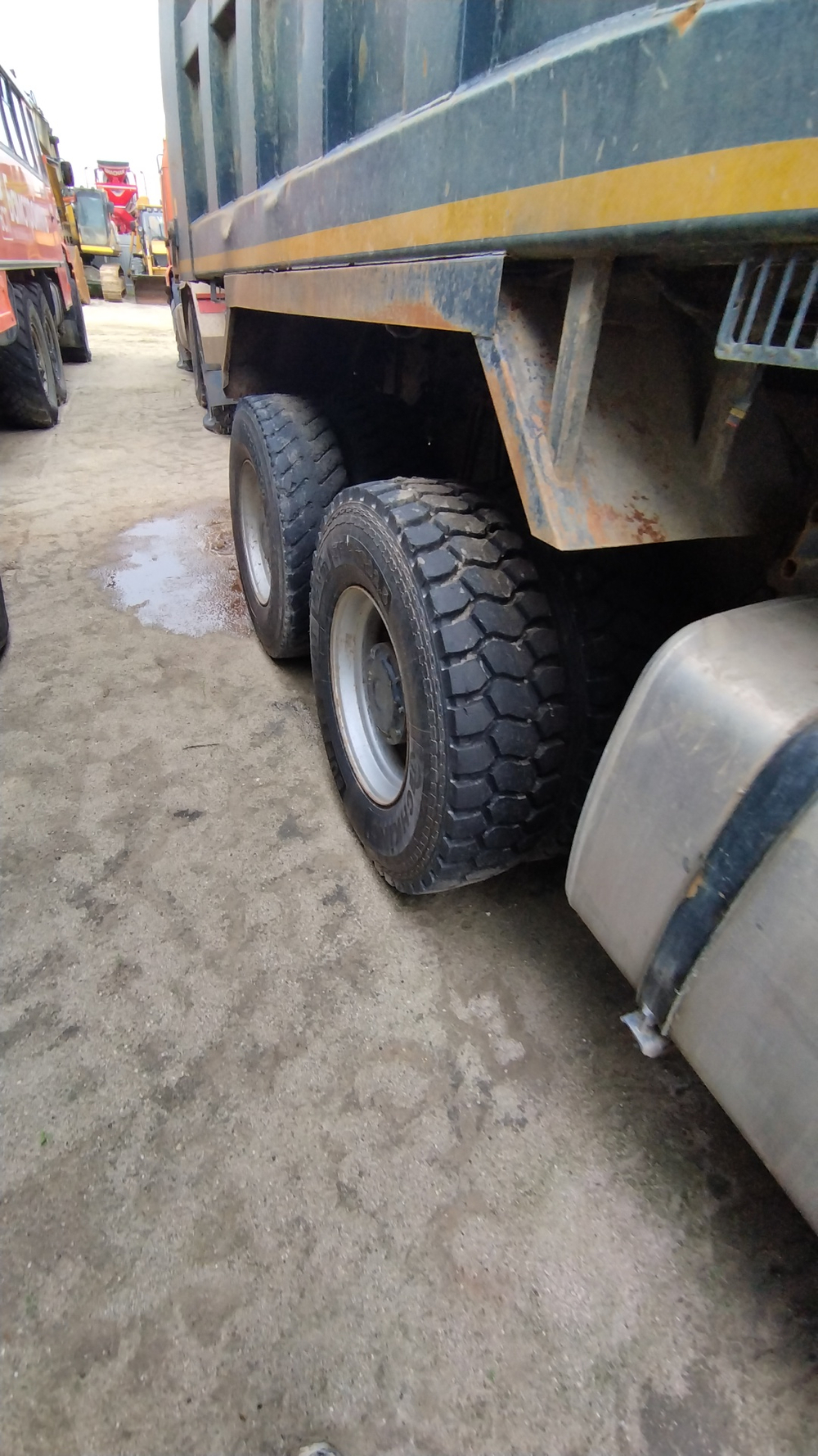 FAW J6 6x6 Самосвал CA3250P66K24L1TE5 (Дизельный, 11,1 л, 420 л.с., МТ)