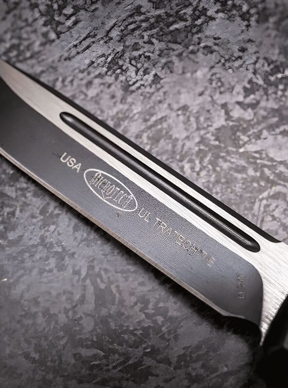 Тактический нож фронтально выкидной автоматический Microtech Черный