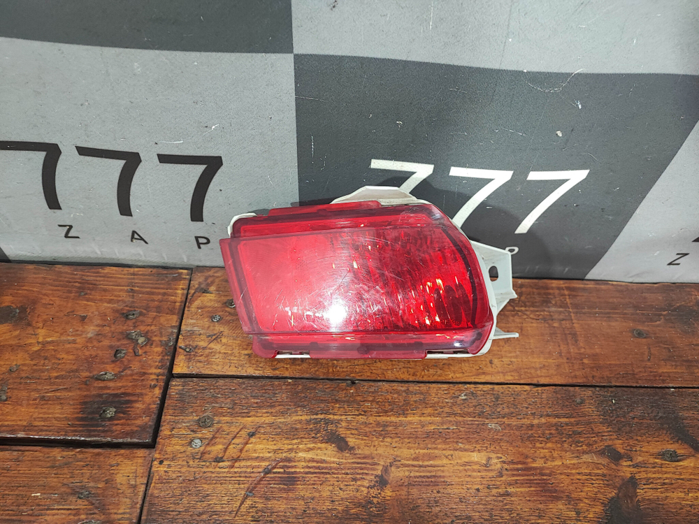 ПТФ задний правый Toyota Land Cruiser Prado 150 09-17 Б/У Оригинал 8158160240