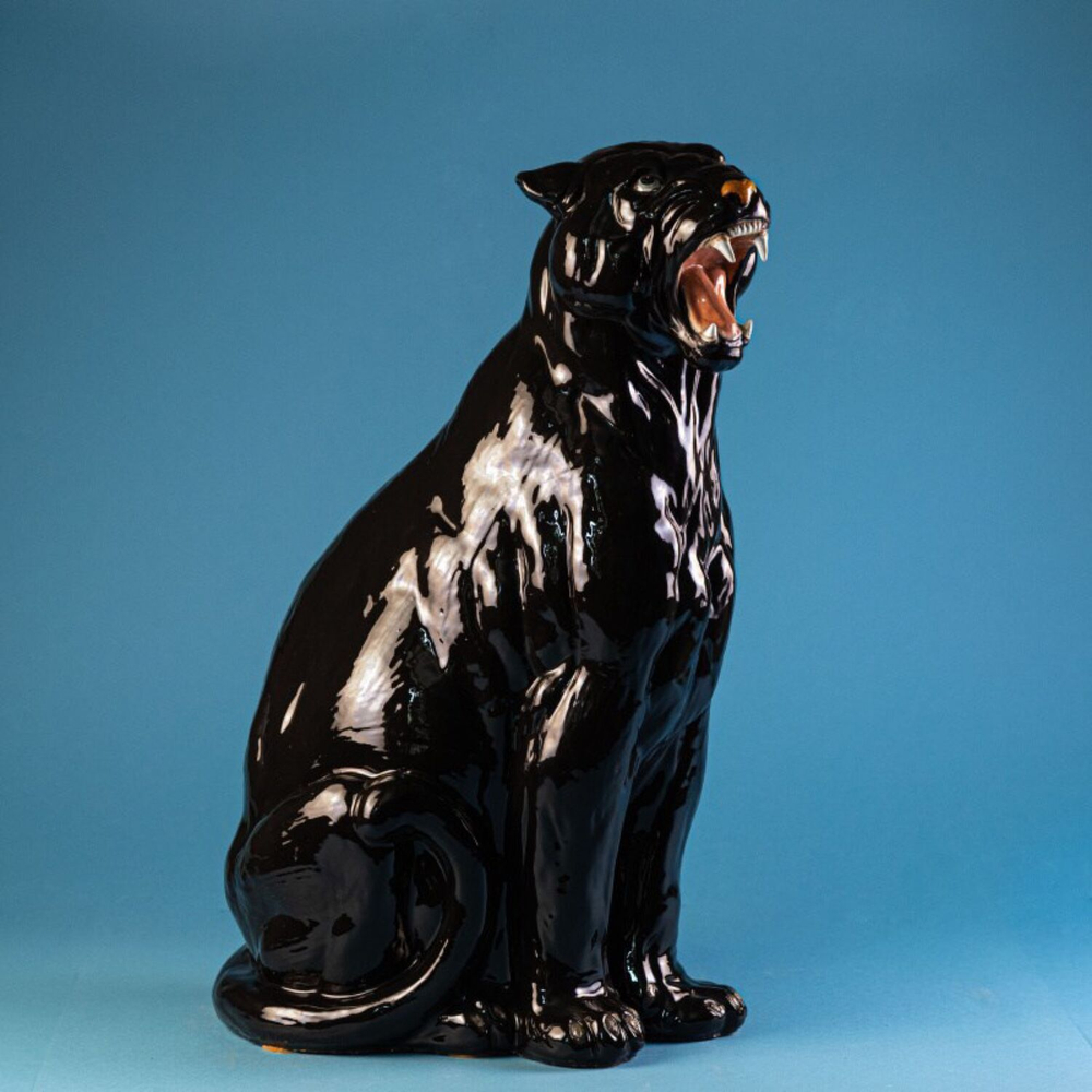 Скульптурная композиция «Пантера»