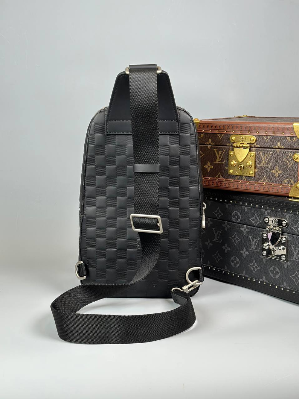 Сумка-слинг Louis Vuitton, арт. 470911625