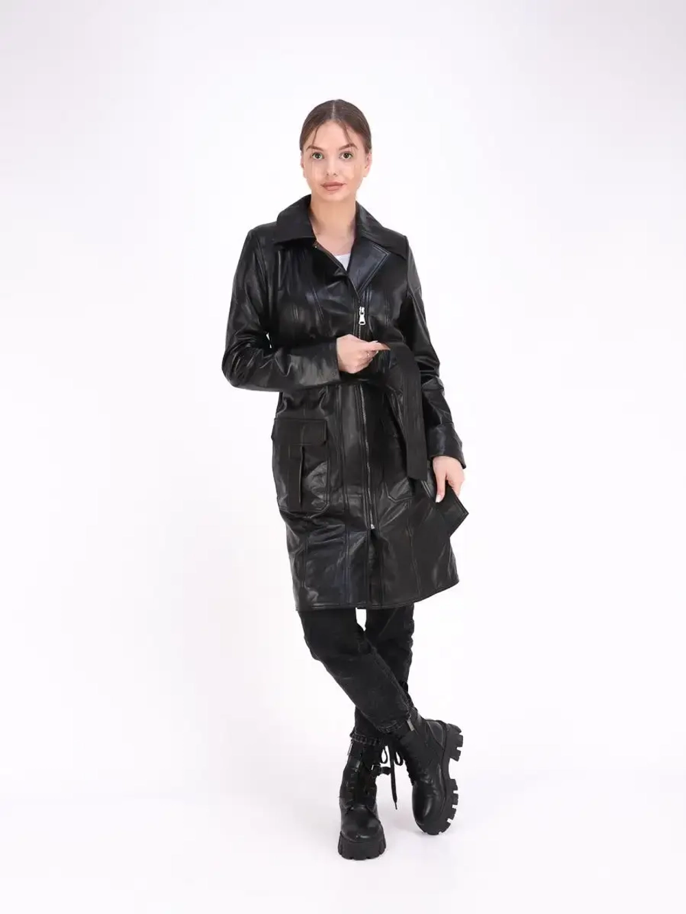 Плащ женский из натуральной  кожи