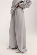 Брюки из трикотажа с кантами