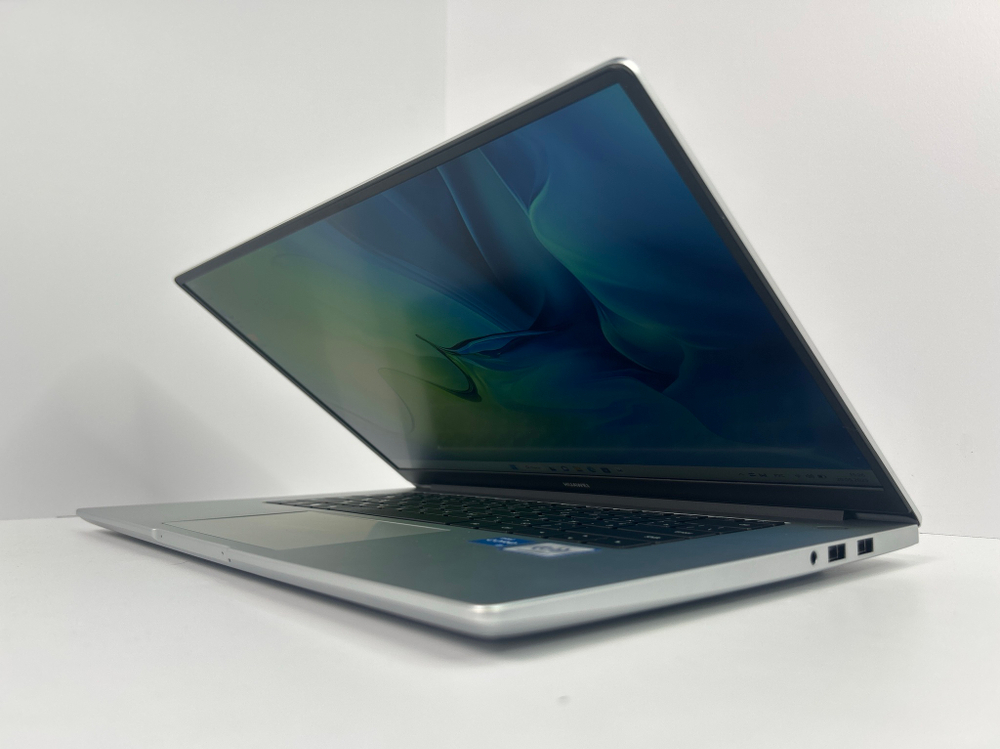 Ноутбук Huawei MateBook D 15 (BOD-WDI9) 15.6"/Intel Core i3-1115G4/RAM 8GB/SSD 256GB/Intel UHD/1920*1080/IPS/Window10/Подсветка кл-ры: нет/серый. Состояние: B1