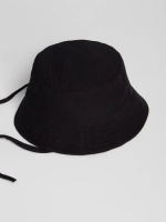 Черная детская панама на лето с завязками