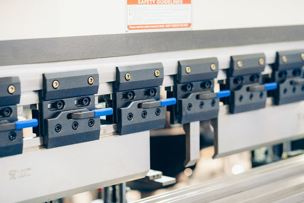 Гидравлический листогибочный пресс B-Power 100/3200 с ЧПУ