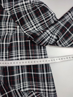 Жакет Oggi в клетку 48 размер