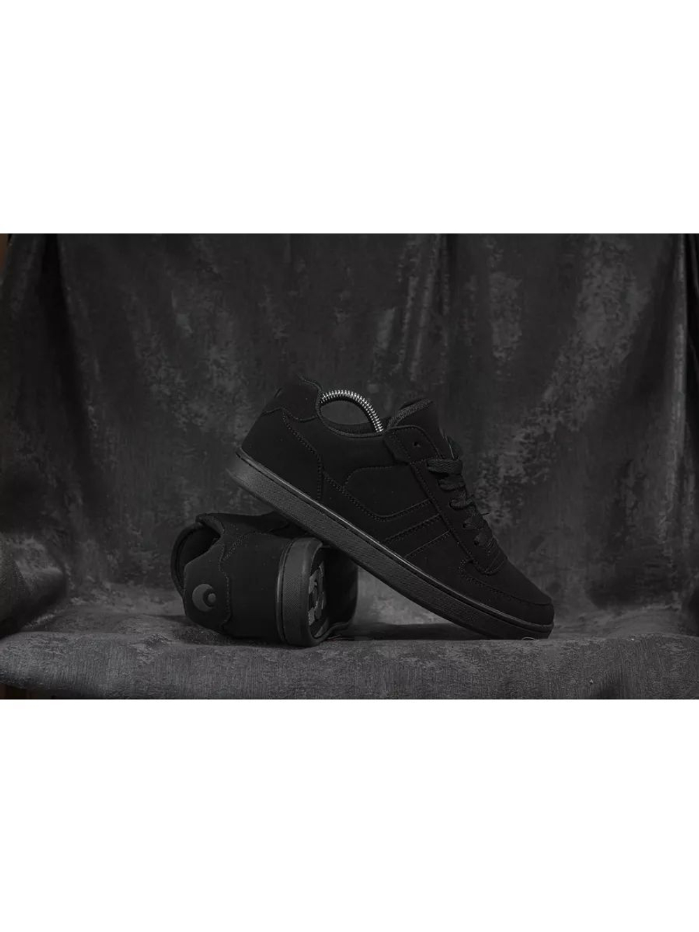 Дутые кеды Relic от Savitar Shoes Company