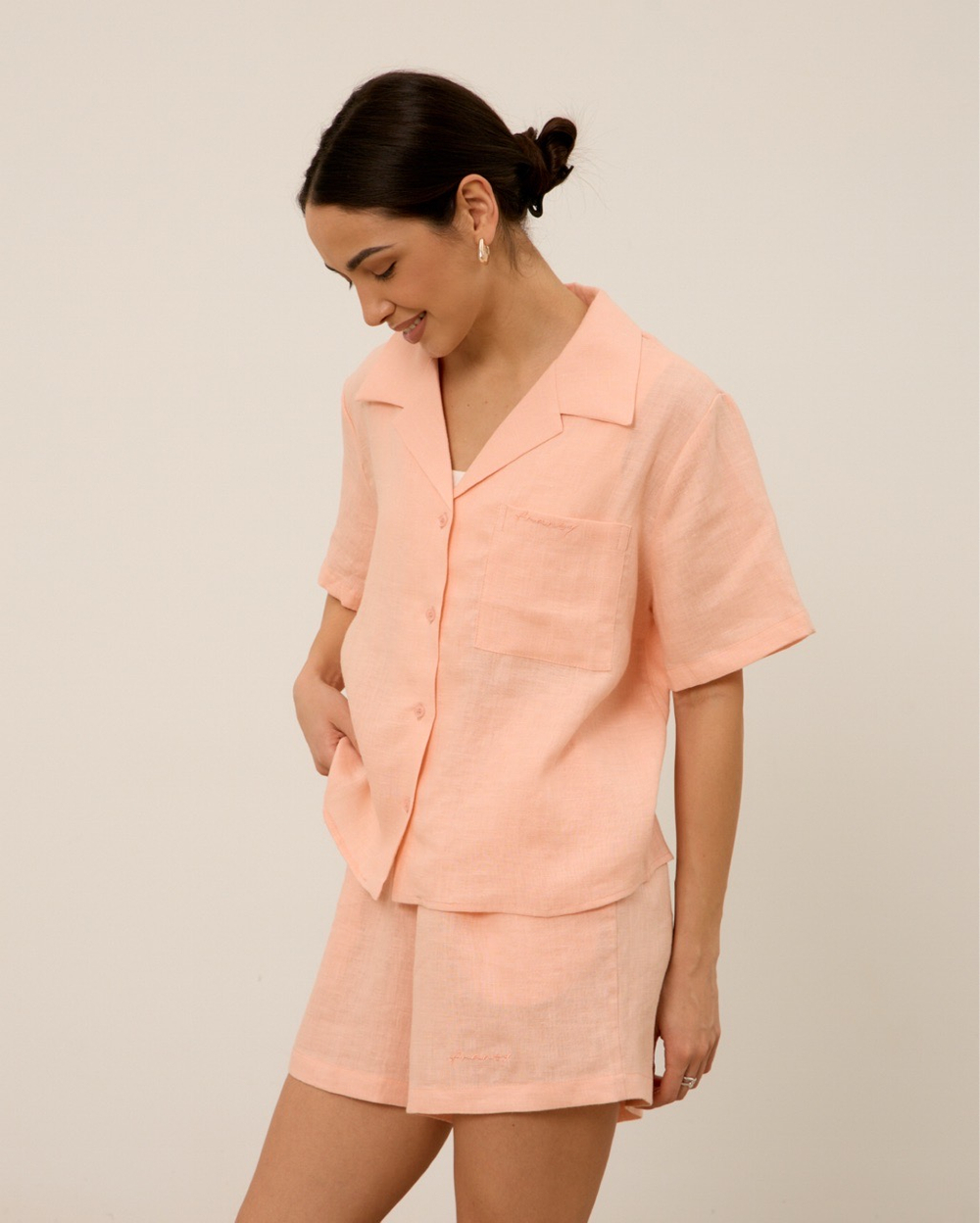 Рубашка 06, с коротким рукавом,из 100% льна, персиковая