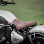 Водительское сиденье Royal Enfield, низкое, коричневого цвета, арт. KXA00052