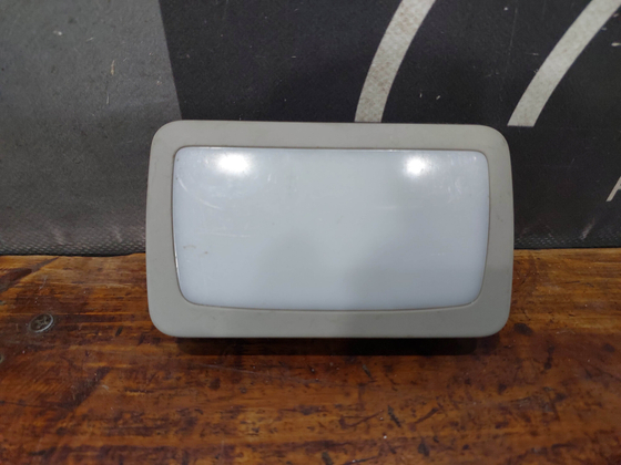 Плафон салонный багажника Audi Q7 (4L) 06-15 Б/У Оригинал 4L0947123