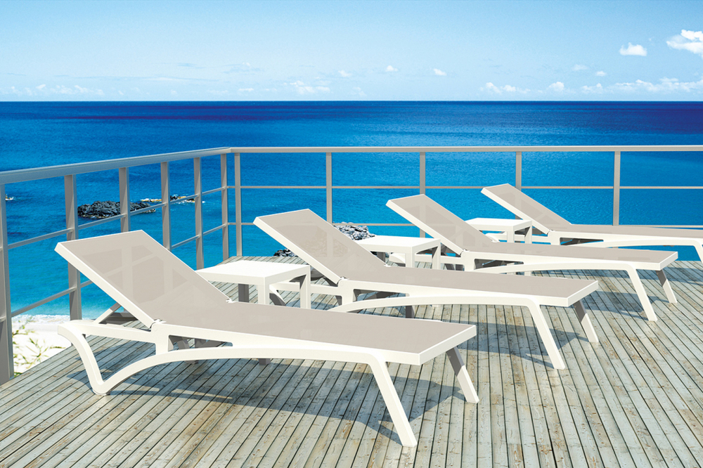 Столик пластиковый для лежака Ocean Side Table