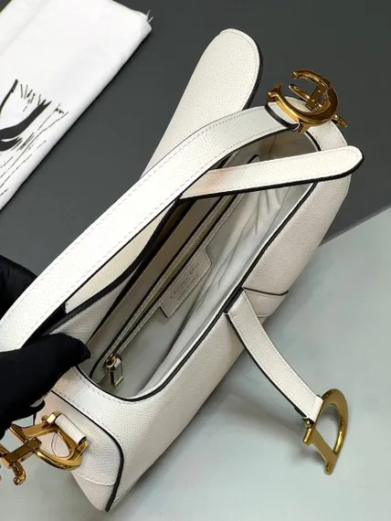 Сумка Dior Saddle белый