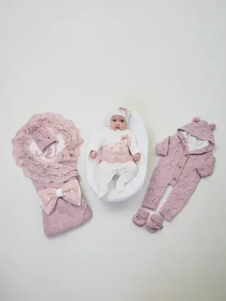 Конверт на выписку для новорожденных вязаный