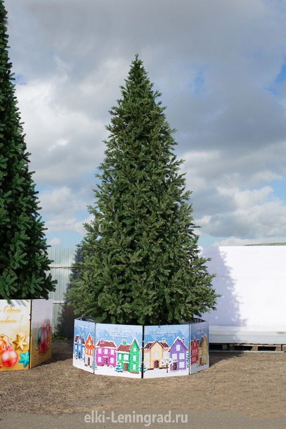 Большая елка с гирляндой «Сказочная светодинамическая» (литая+пвх) 4 м