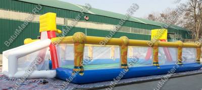 Спортивное поле размер  8*4*4,6 м