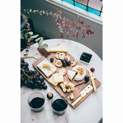 Доска для нарезки сыра + 2 ножа cheeseporn