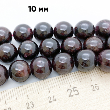 Гранат альмандин бусины, диаметр 10,4-10,5 мм, цена за 9 шт (1/4 нити)