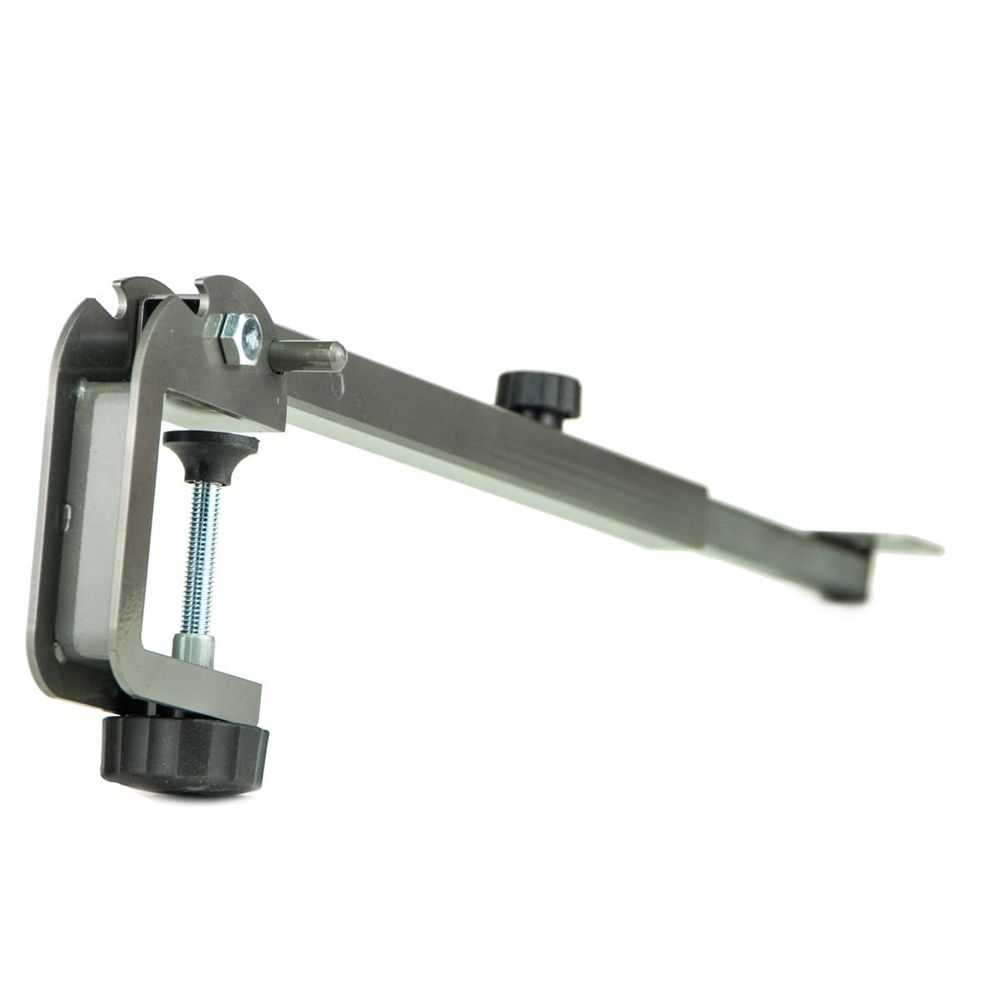 Откидное крепление датчика эхолота