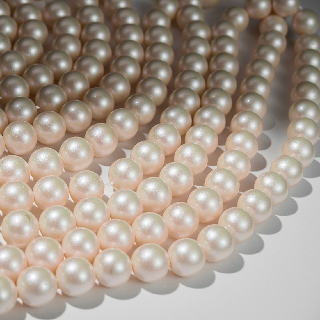 Хрустальный жемчуг, оттенок "Lovely Peach", шар 10мм, перламутрово-сатиновое улучшенное покрытие