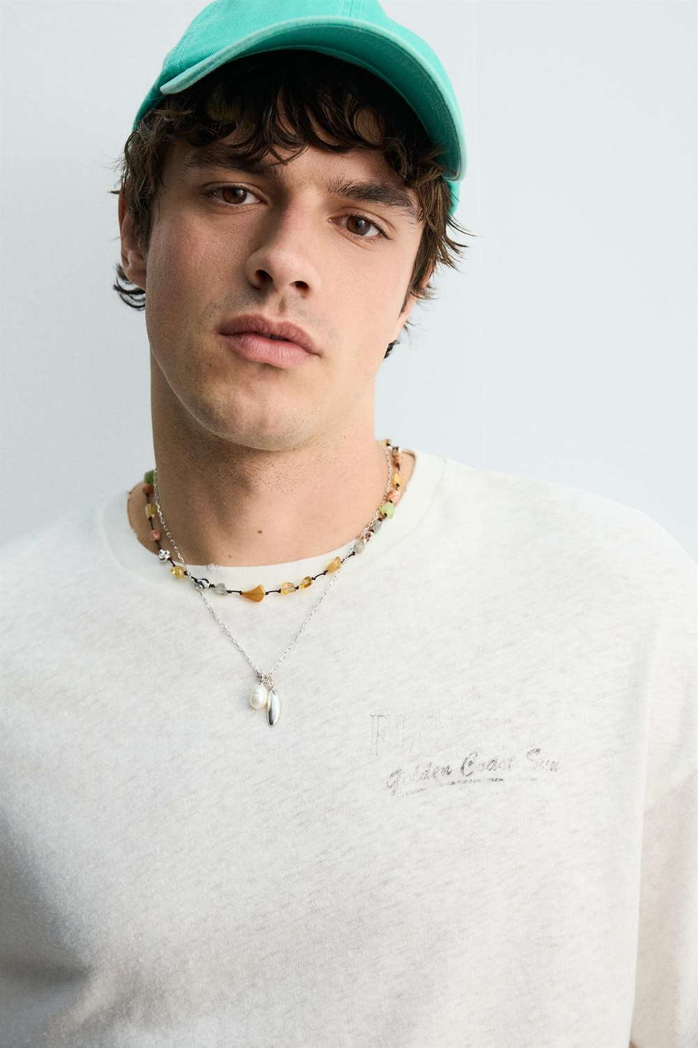 ZARA ФУТБОЛКА ИЗ ХЛОПКА И ЛЬНА С ЭФФЕКТОМ ПОТЕРТОСТИ, БЕЛЫЙ
