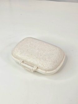 Таблетница маленькая карманная с собой на день 8 ячеек, Белая (М11-097)