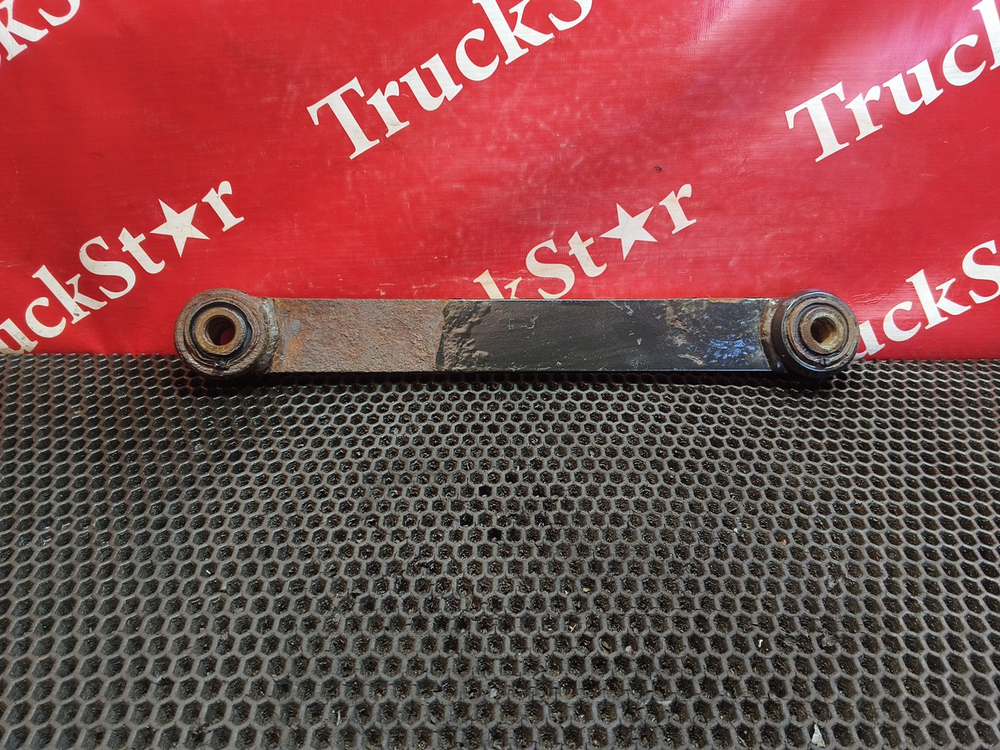 Стойка переднего стабилизатора