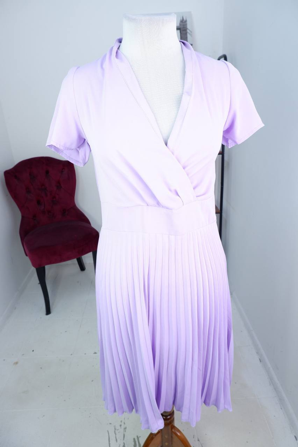 Платье с юбкой плиссе, визуально 42 размер