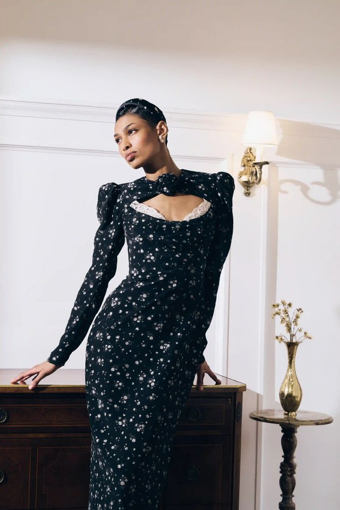 Мейсел миди (Macel midi), платье миди из молочного крепдешина с цветочным принтом