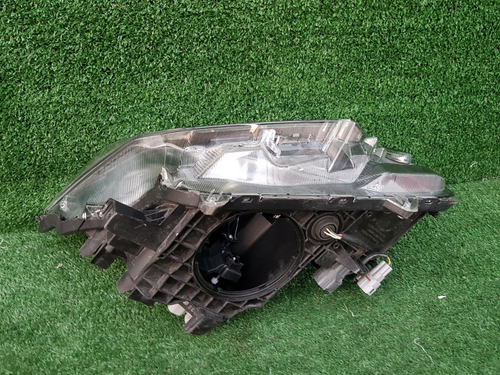 Фара правая Toyota RAV4 4 CA40 (2015-2019) LED