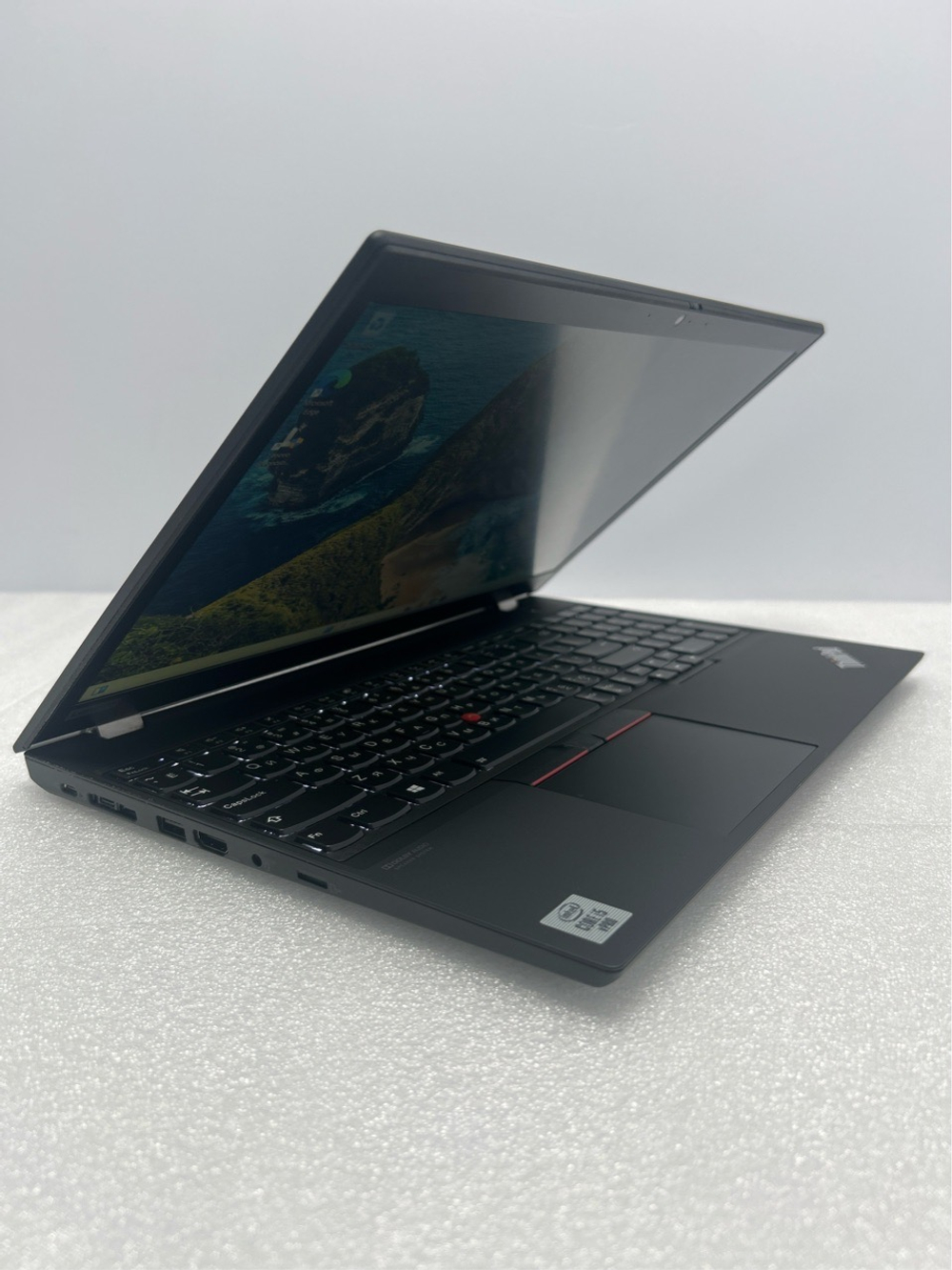 Ноутбук Lenovo T15 (20S7S4B50R) 15.6"/Intel Core i5-10310U/RAM 16 GB/SSD 512 GB/Intel UHD Graphics/1920*1080/IPS/Windows 11/Подсветка - кл:LED/черный. Состояние: B1