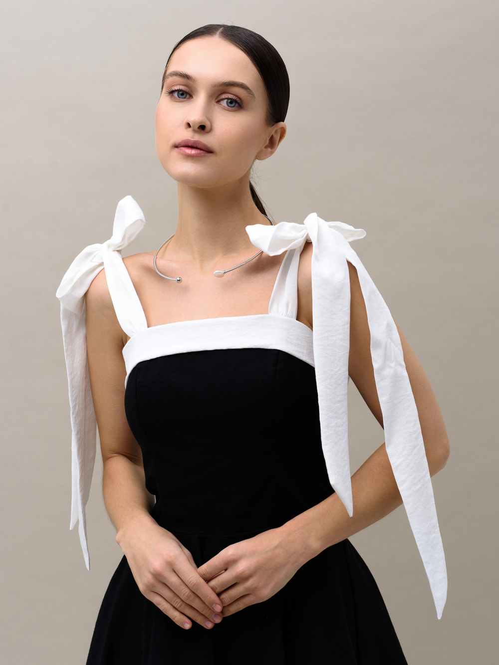 Обруч "Two pearls" Silver