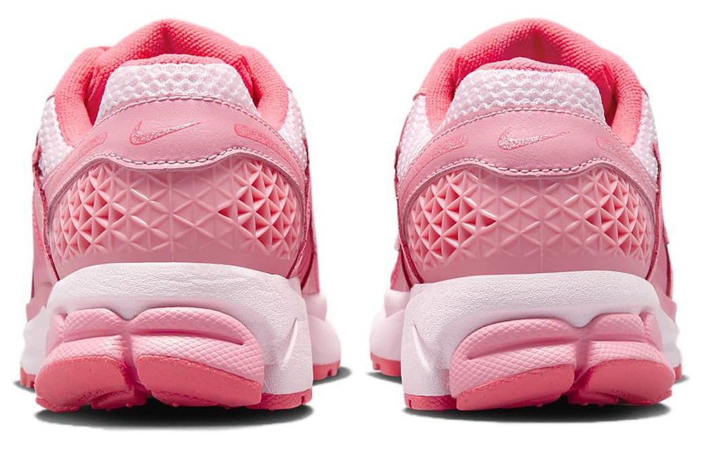 Кроссовки Nike Air Zoom Vomero 5 (Женская размерная сетка)