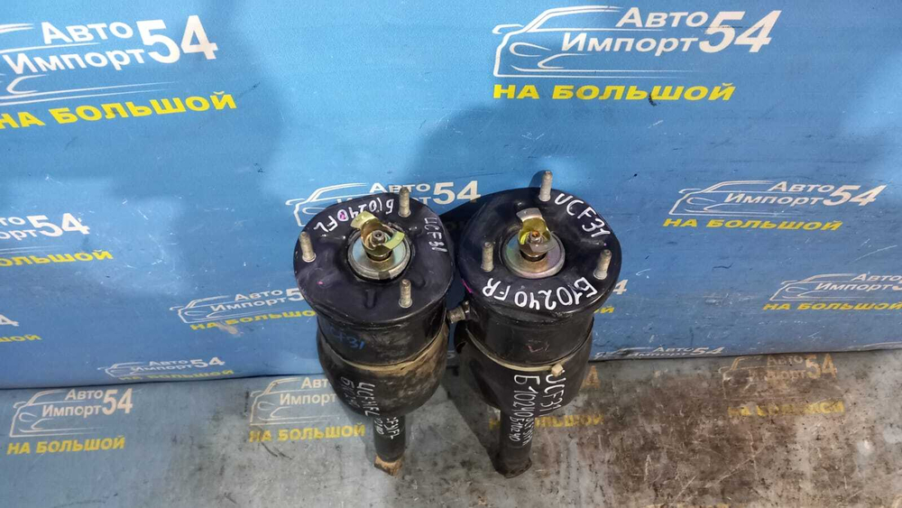 Стойка передняя левая TOYOTA CELSIOR 2000-2006
