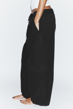 ZARA БРЮКИ КАРГО ОВЕРСАЙЗ, ЧЕРНЫЙ