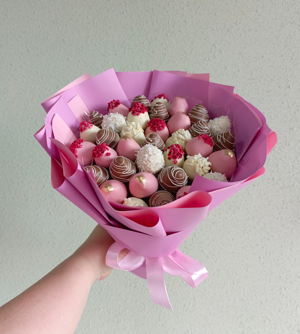 Букет из клубники в шоколаде