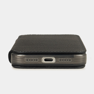 Чехол-книжка кожаная для iPhone 17 Pro, теленок черного цвета