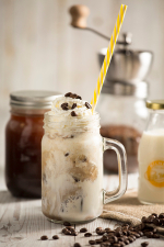 Банка с ручной кофемолкой 500 мл