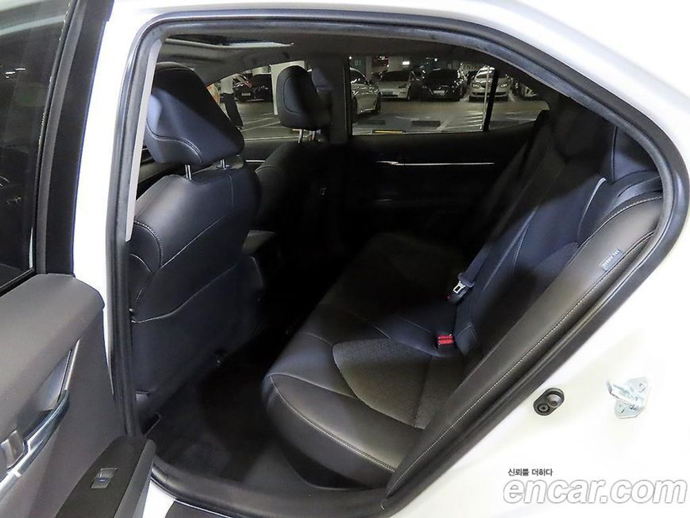 Toyota Camry (XV70) 2.5 XSE Hybrid (10.2021)