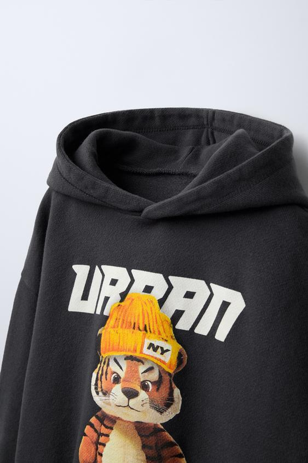 ZARA ХУДИ С ПРИНТОМ «ТИГР», АНТРАЦИТОВО-СЕРЫЙ