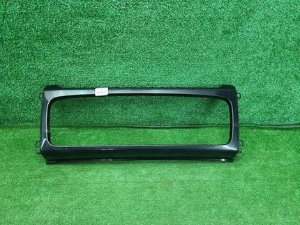 Накладка решетки радиатора Mercedes G W463 (18-24)