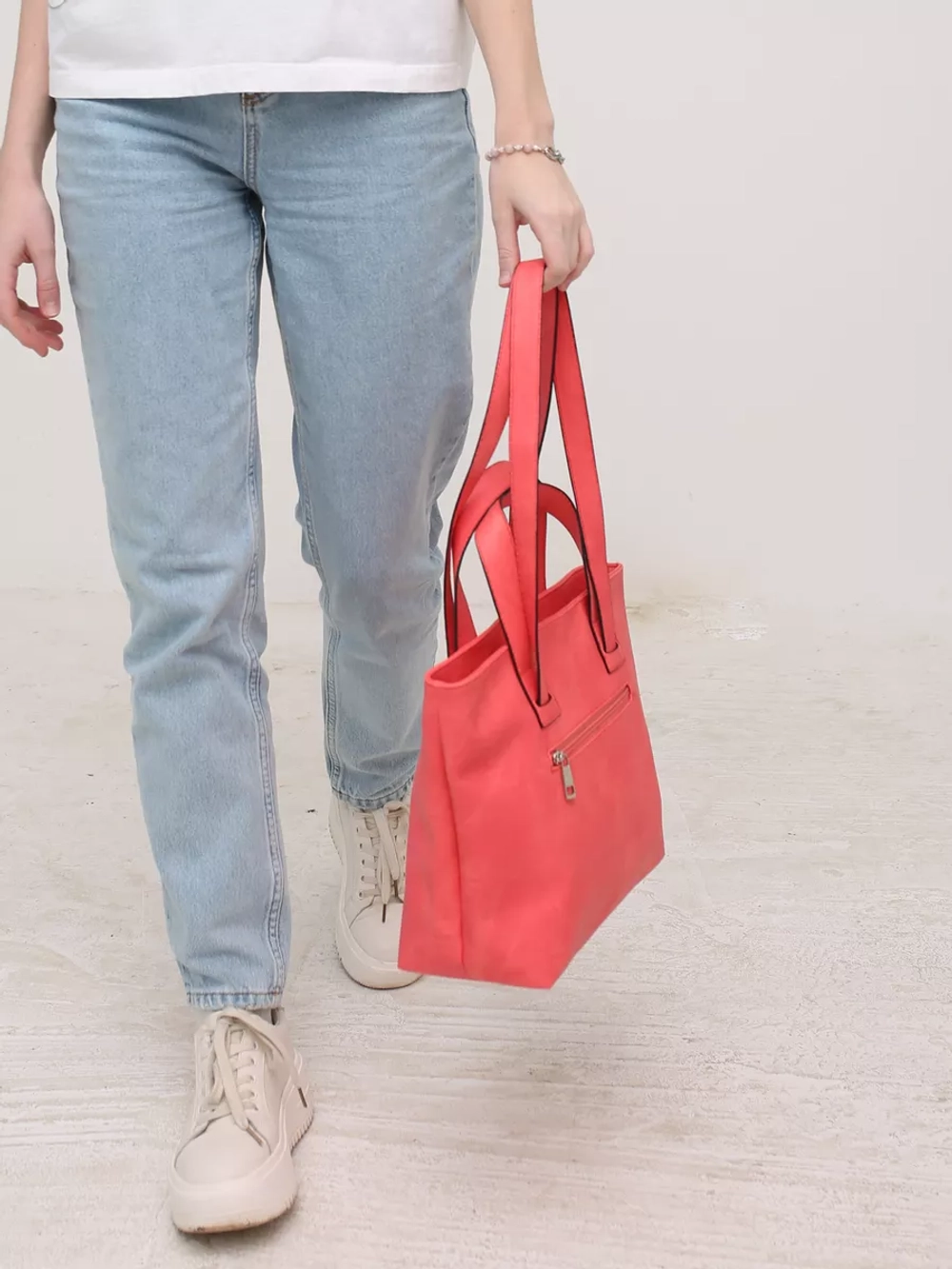 сумка тоут через плечо средняя с двумя ручками