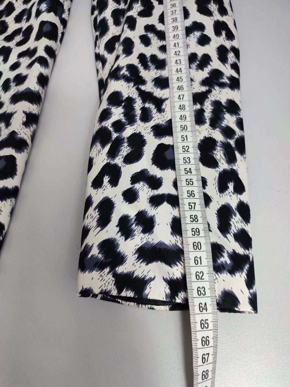 Пальто с анималистическим принтом 48 размер