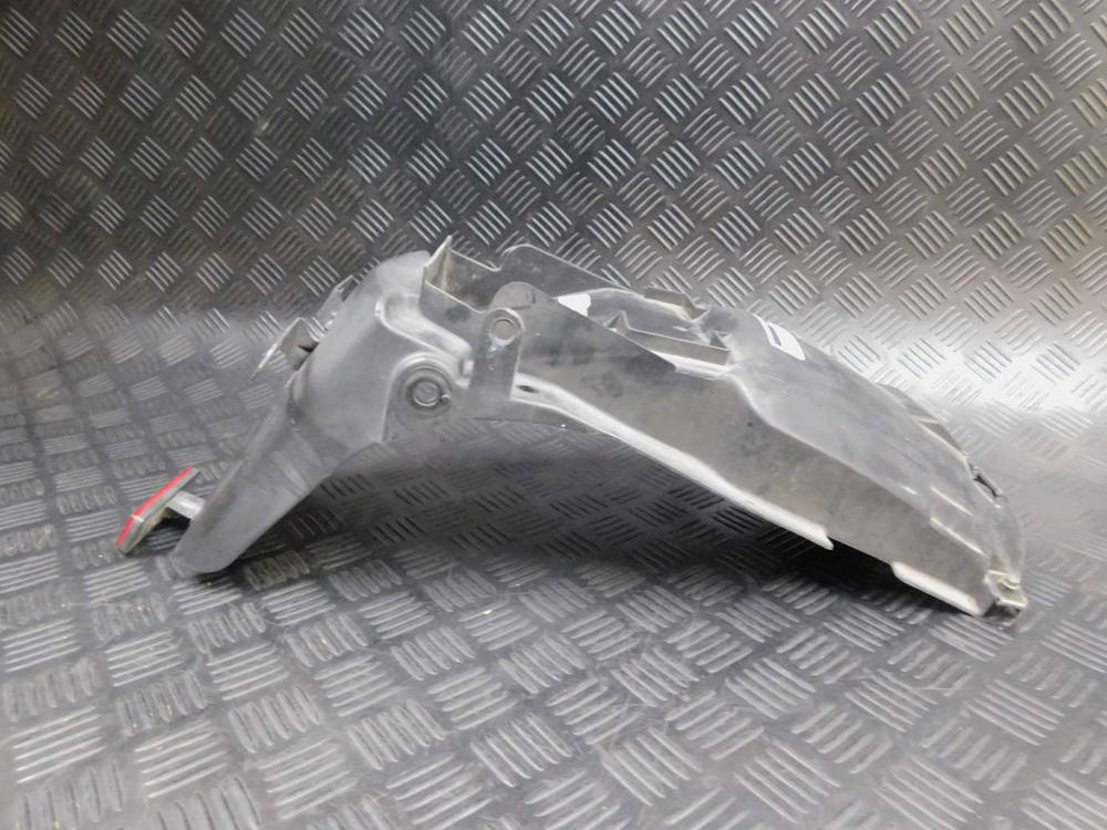 Подкрылок Yamaha TDM850 RN03J 2001