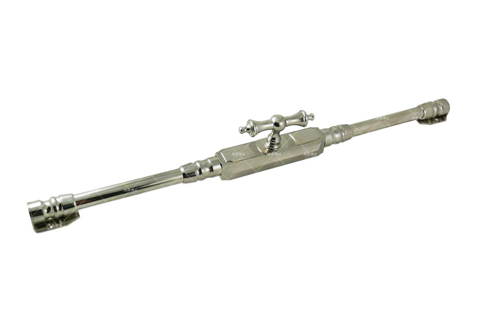 Серебряный кремон для окна