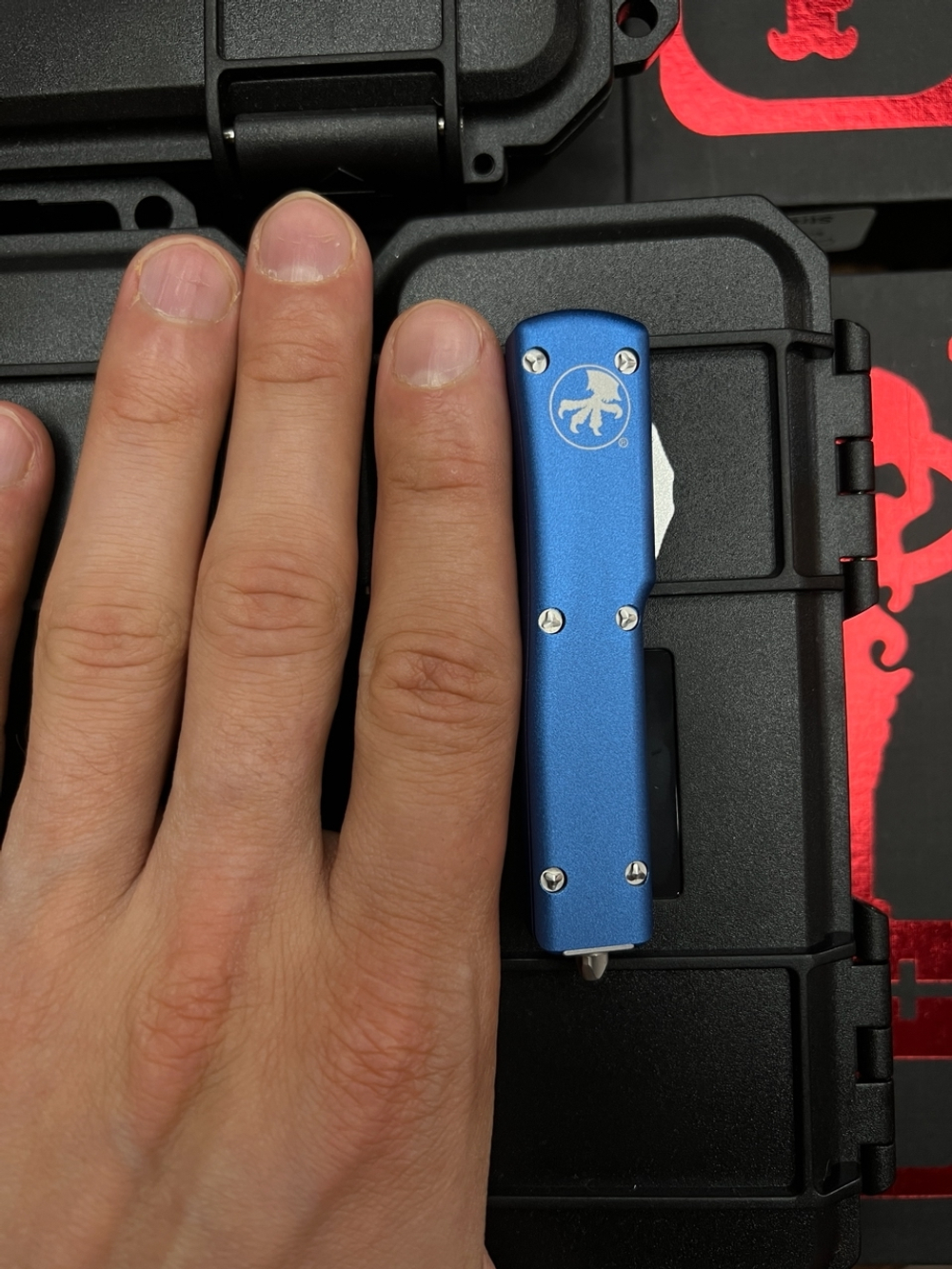 Нож Microtech UTX-70 A+++ Standard S/E BLUE - клин серый апокалиптик, рукоять синяя