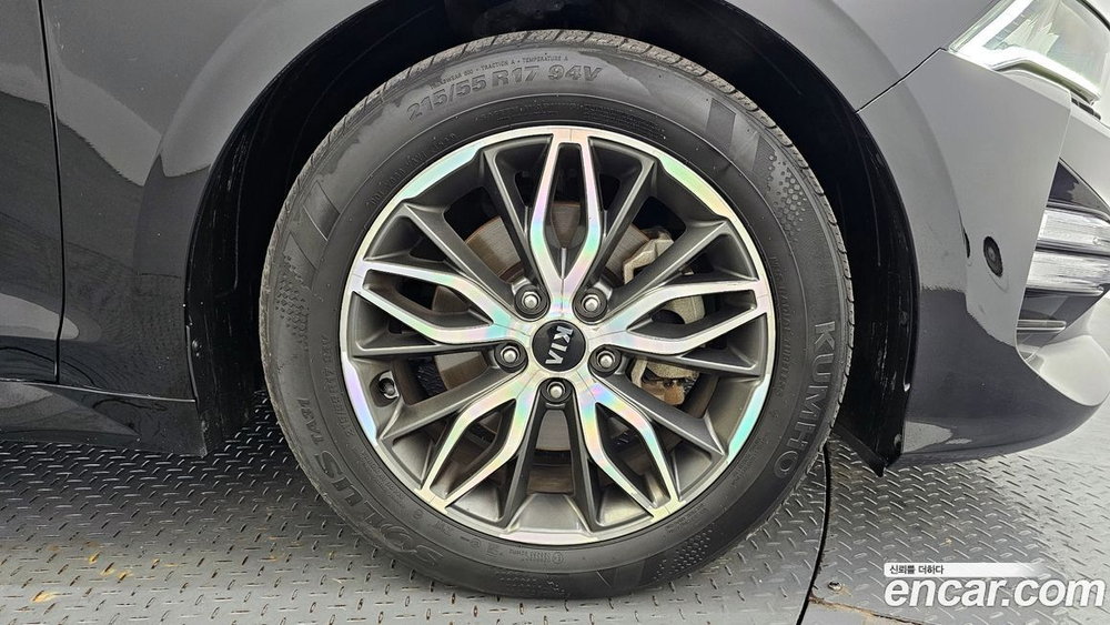 Kia K5 (Optima) 3 Generation 2.0 (09.2020)